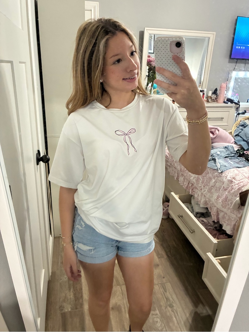 SHEIN White Short Sleeve Tee with Pink Bow Chest Graphic